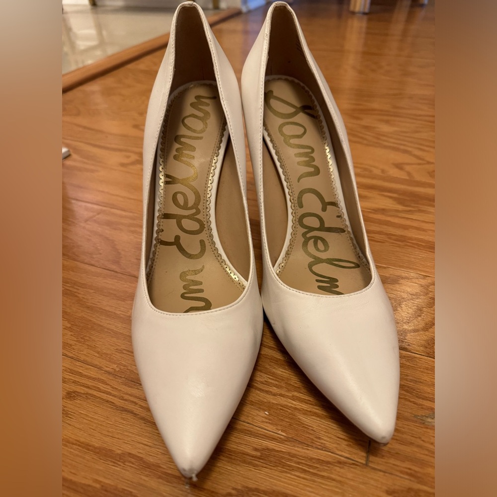 Sam Edelman White Pumps Size 11